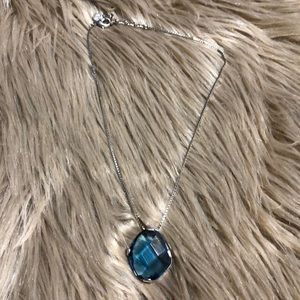 💎 AK Silver Tone Necklace. Blue Pendant 💎